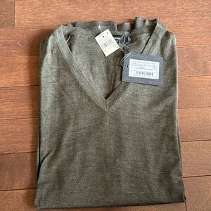 NWT Zegna Cashseta light V Neck Sweater